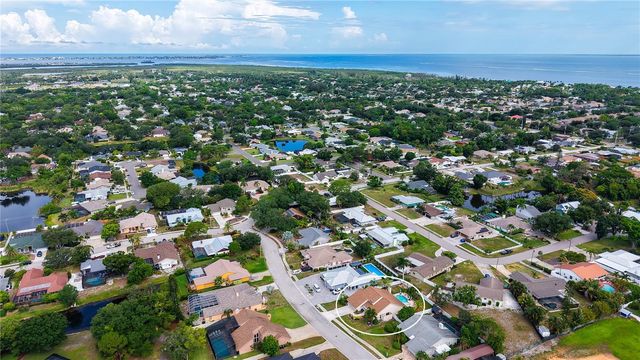 8112 12TH AVENUE NW, Bradenton, FL 34209