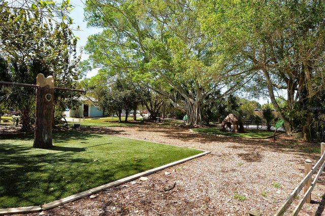 8112 12TH AVENUE NW, Bradenton, FL 34209