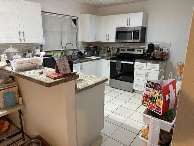 25051 SW 129th Ct, Homestead, FL 33032