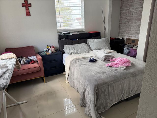 25051 SW 129th Ct, Homestead, FL 33032