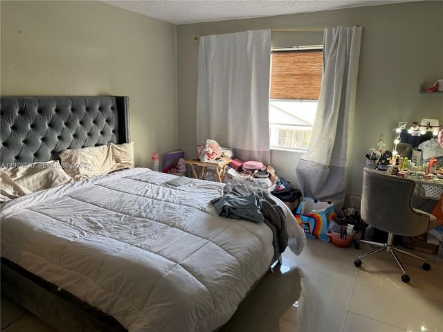 25051 SW 129th Ct, Homestead, FL 33032