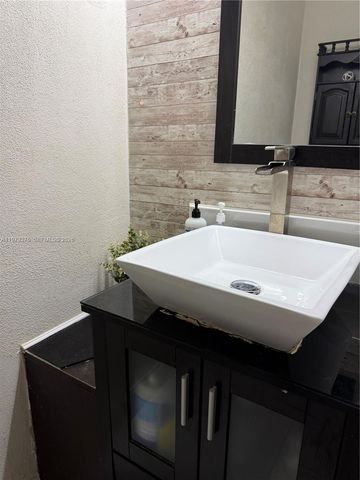 25051 SW 129th Ct, Homestead, FL 33032