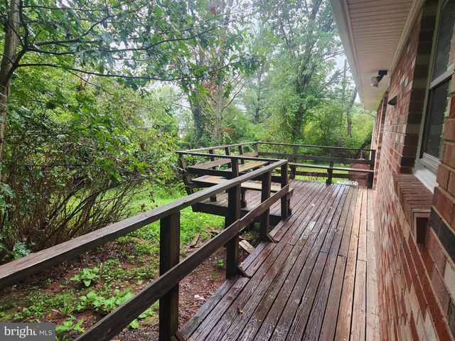 3605 SANDERS LN, Catharpin, VA 20143