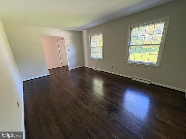 3605 SANDERS LN, Catharpin, VA 20143