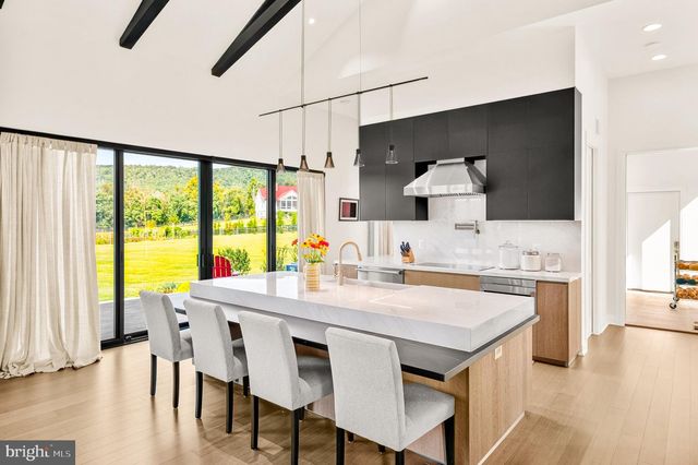 14502 TANGLE TWIG LN, Purcellville, VA 20132