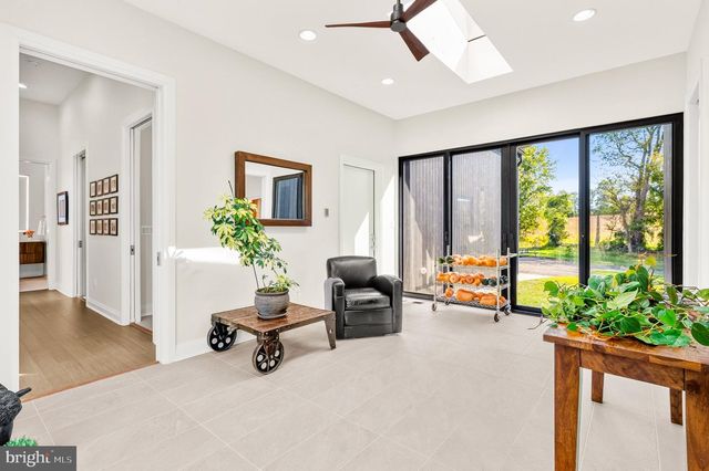 14502 TANGLE TWIG LN, Purcellville, VA 20132