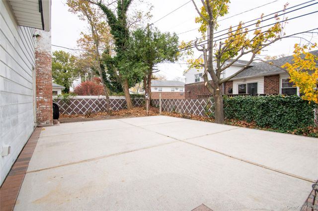 650 Bryant Street, East Meadow, NY 11554