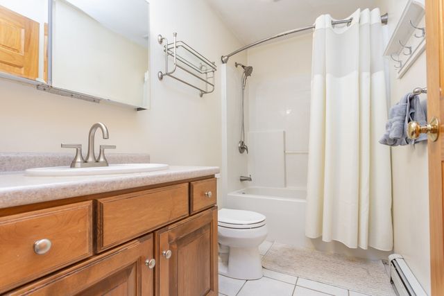 380 Spruce St, Bridgewater, MA 02324