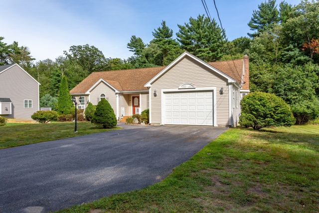 380 Spruce St, Bridgewater, MA 02324