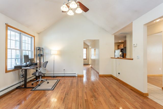 380 Spruce St, Bridgewater, MA 02324