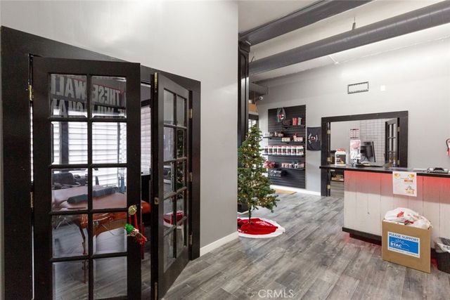 205 N Victory Boulevard, Burbank, CA 91502