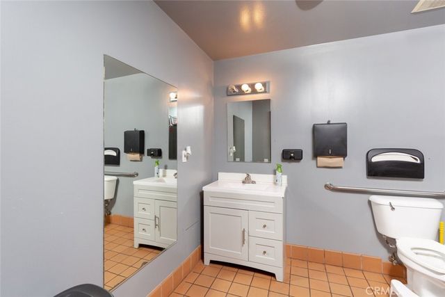 205 N Victory Boulevard, Burbank, CA 91502