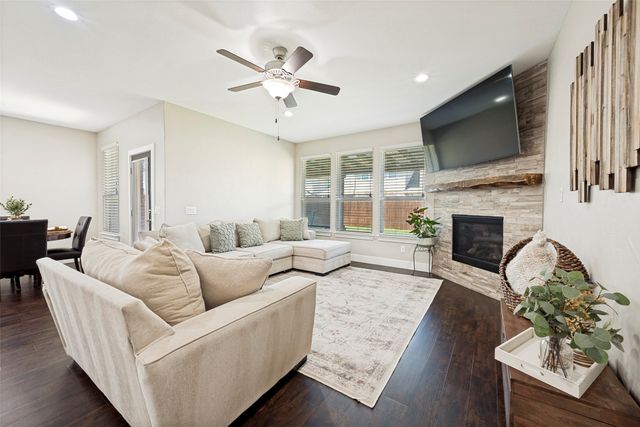 960 Pinnacle Ridge Road, Fort Worth, TX 76052