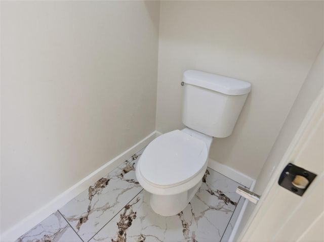 4418 W Thunderwood Circle, Fresno, TX 77545