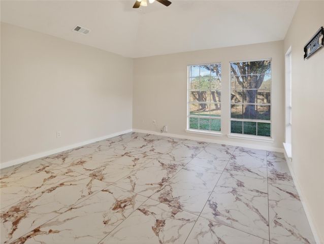 4418 W Thunderwood Circle, Fresno, TX 77545