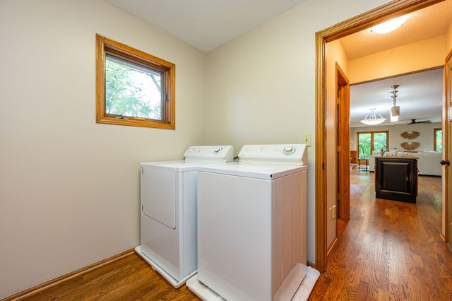 3421 Briar Ridge, West Des Moines, IA 50265