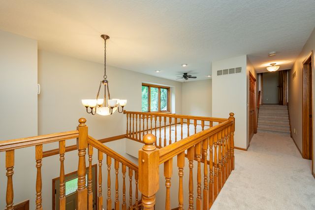 3421 Briar Ridge, West Des Moines, IA 50265