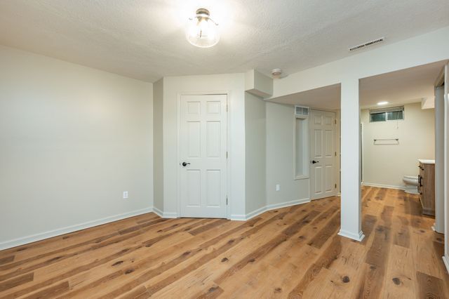 3421 Briar Ridge, West Des Moines, IA 50265