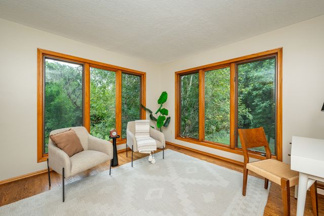 3421 Briar Ridge, West Des Moines, IA 50265