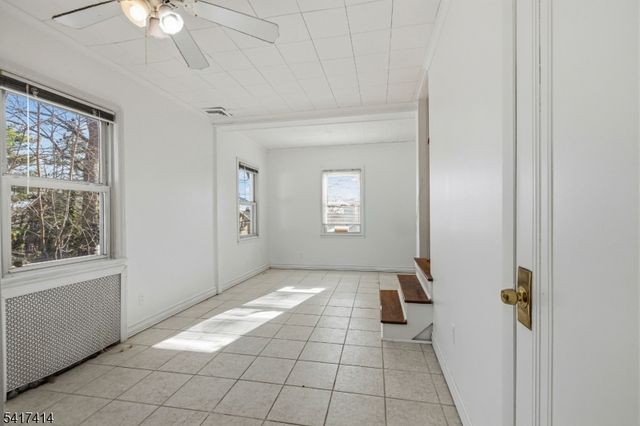 50 Ridgehurst Rd, West Orange Twp., NJ 07052