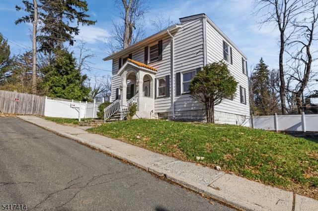 50 Ridgehurst Rd, West Orange Twp., NJ 07052