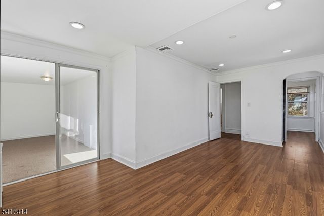 50 Ridgehurst Rd, West Orange Twp., NJ 07052