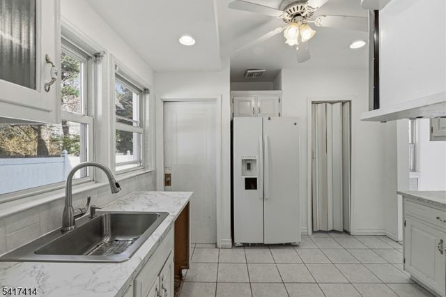 50 Ridgehurst Rd, West Orange Twp., NJ 07052