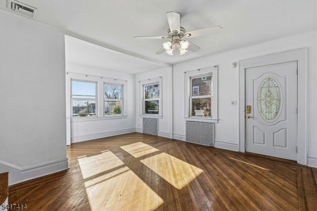 50 Ridgehurst Rd, West Orange Twp., NJ 07052