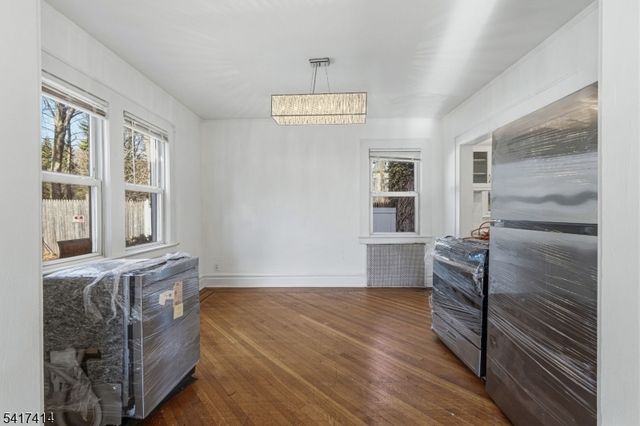 50 Ridgehurst Rd, West Orange Twp., NJ 07052