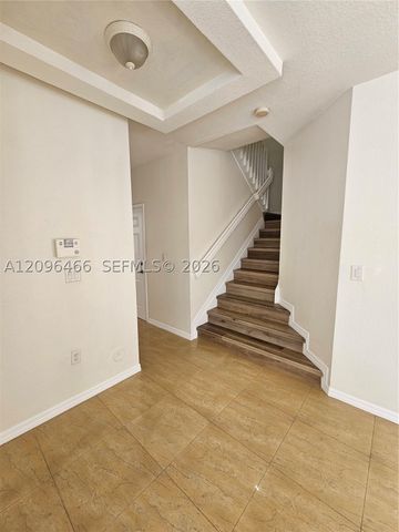 16658 SW 79th Ter 0, Miami, FL 33193
