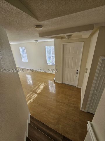 16658 SW 79th Ter 0, Miami, FL 33193