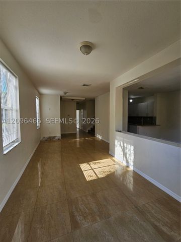 16658 SW 79th Ter 0, Miami, FL 33193