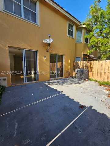 16658 SW 79th Ter 0, Miami, FL 33193