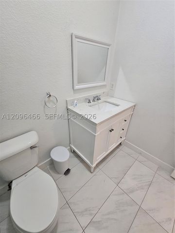 16658 SW 79th Ter 0, Miami, FL 33193