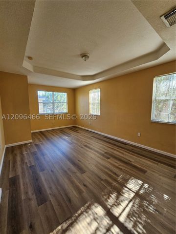 16658 SW 79th Ter 0, Miami, FL 33193
