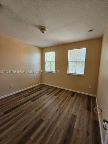 16658 SW 79th Ter 0, Miami, FL 33193