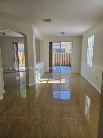16658 SW 79th Ter 0, Miami, FL 33193