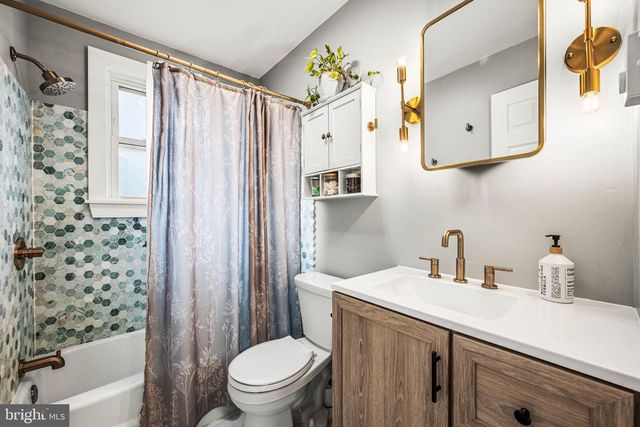 583 MANATAWNY ST, Pottstown, PA 19464