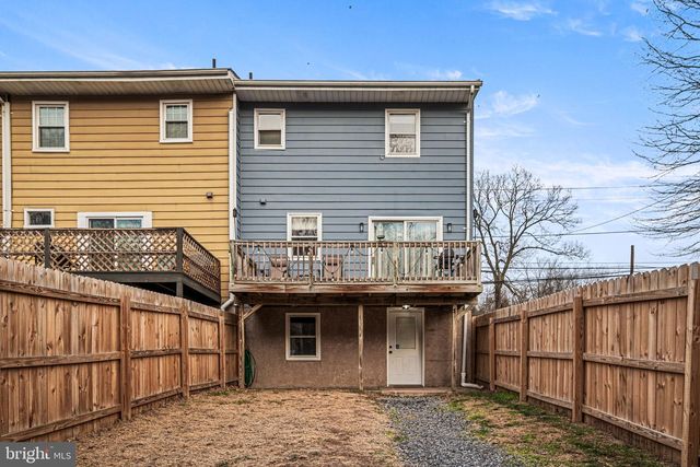 583 MANATAWNY ST, Pottstown, PA 19464