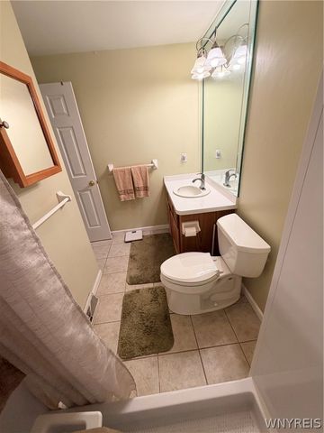 960 Hopkins Road C, Amherst, NY 14221