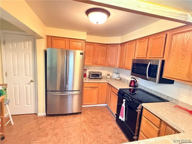 960 Hopkins Road C, Amherst, NY 14221