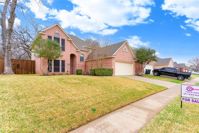 6502 Redstone Court, Arlington, TX 76001