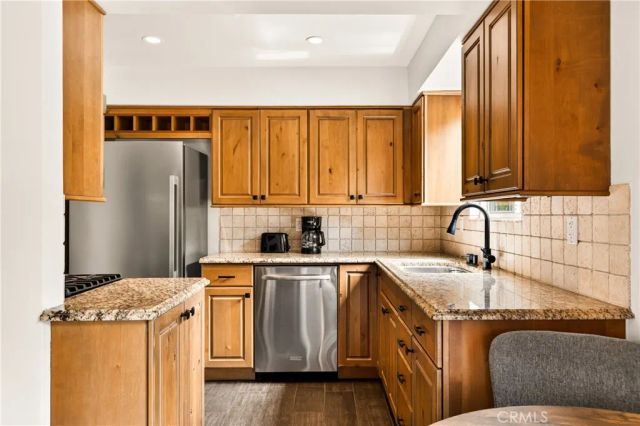 4230 Whitsett Avenue 6, Studio City, CA 91604