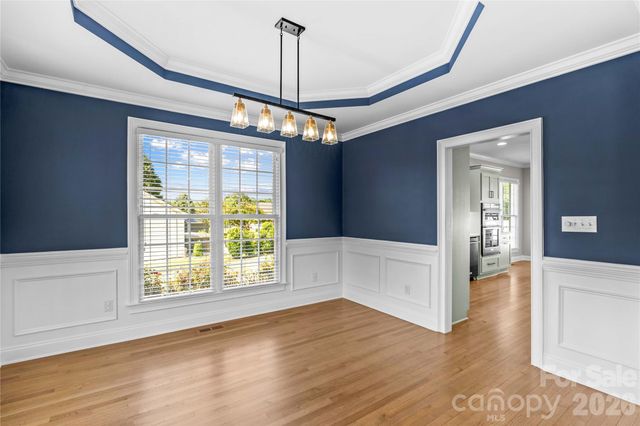 185 Upper Oak Drive, Statesville, NC 28625