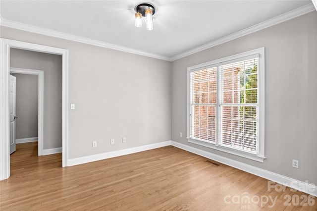 185 Upper Oak Drive, Statesville, NC 28625