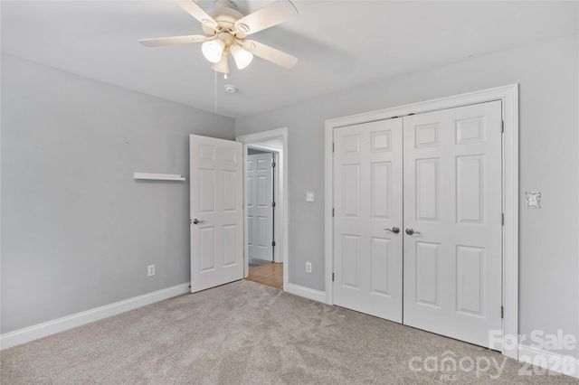 185 Upper Oak Drive, Statesville, NC 28625