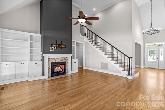 185 Upper Oak Drive, Statesville, NC 28625