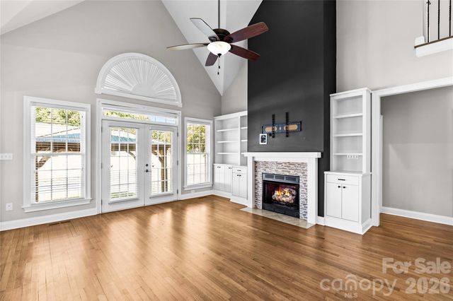 185 Upper Oak Drive, Statesville, NC 28625
