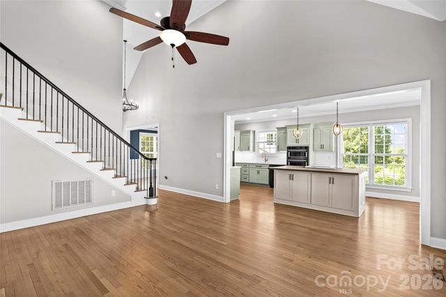 185 Upper Oak Drive, Statesville, NC 28625