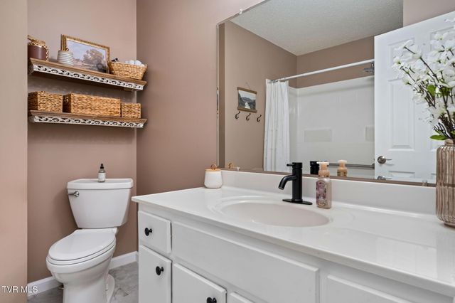 605 Old Snapps Ferry Road, Chuckey, TN 37641